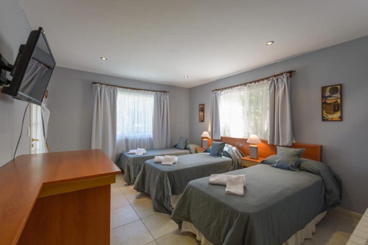 Hotel Las Acacias Villa La Angostura Esterno foto